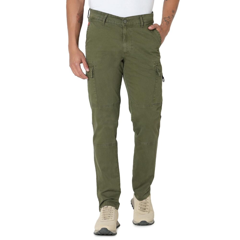 Spykar Men Solid Regular Fit Cargo Olive Green
