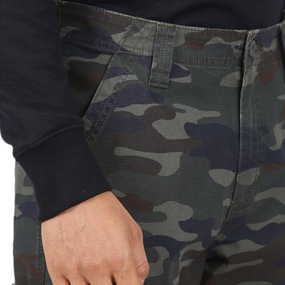 Lee Men's Relaxed Pants (LMTR003754_Green_32) - Image 3