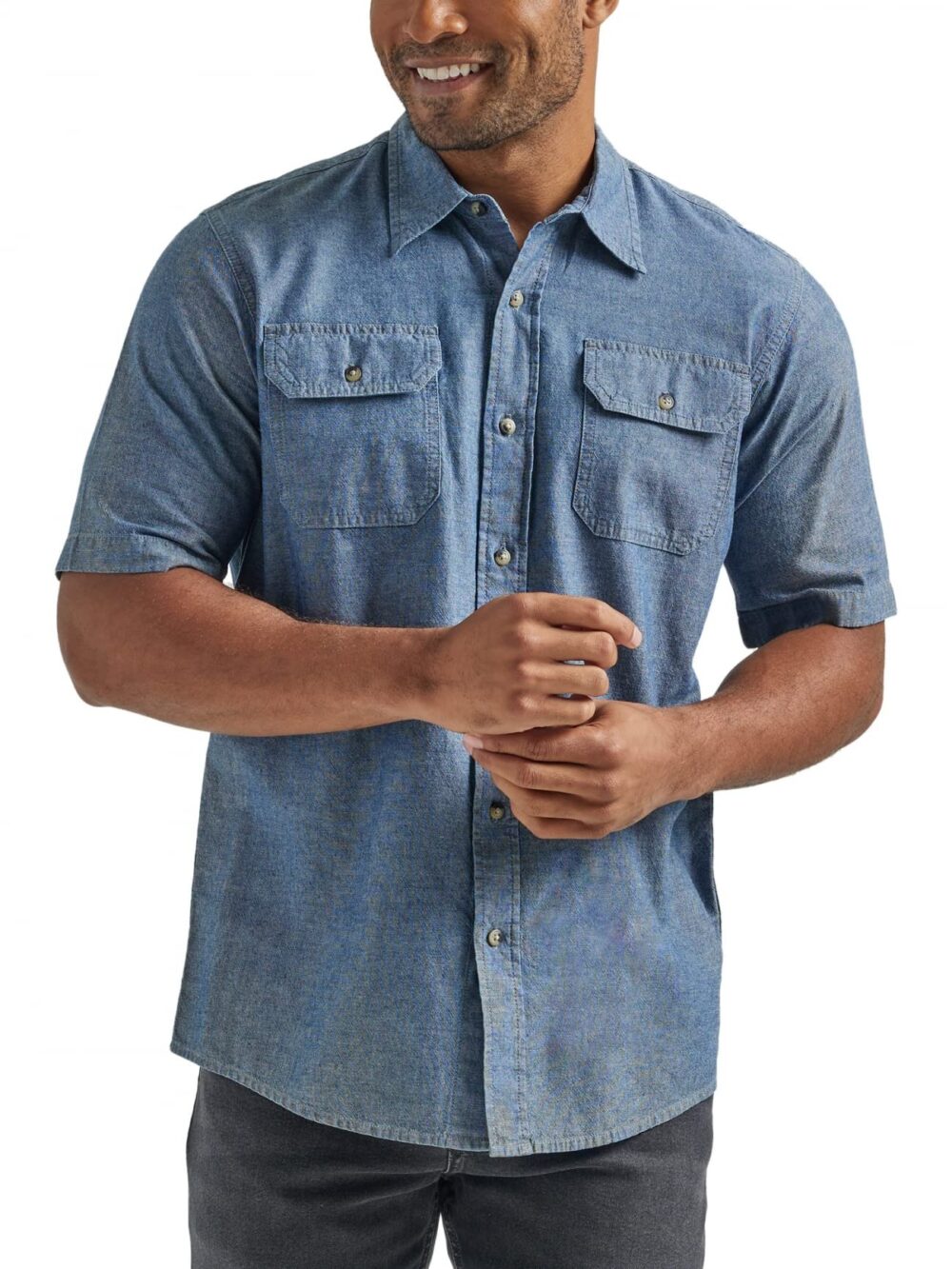 Wrangler Authentics Men's Short Sleeve Classic Woven Shirt, Dark Chambray, Medium
