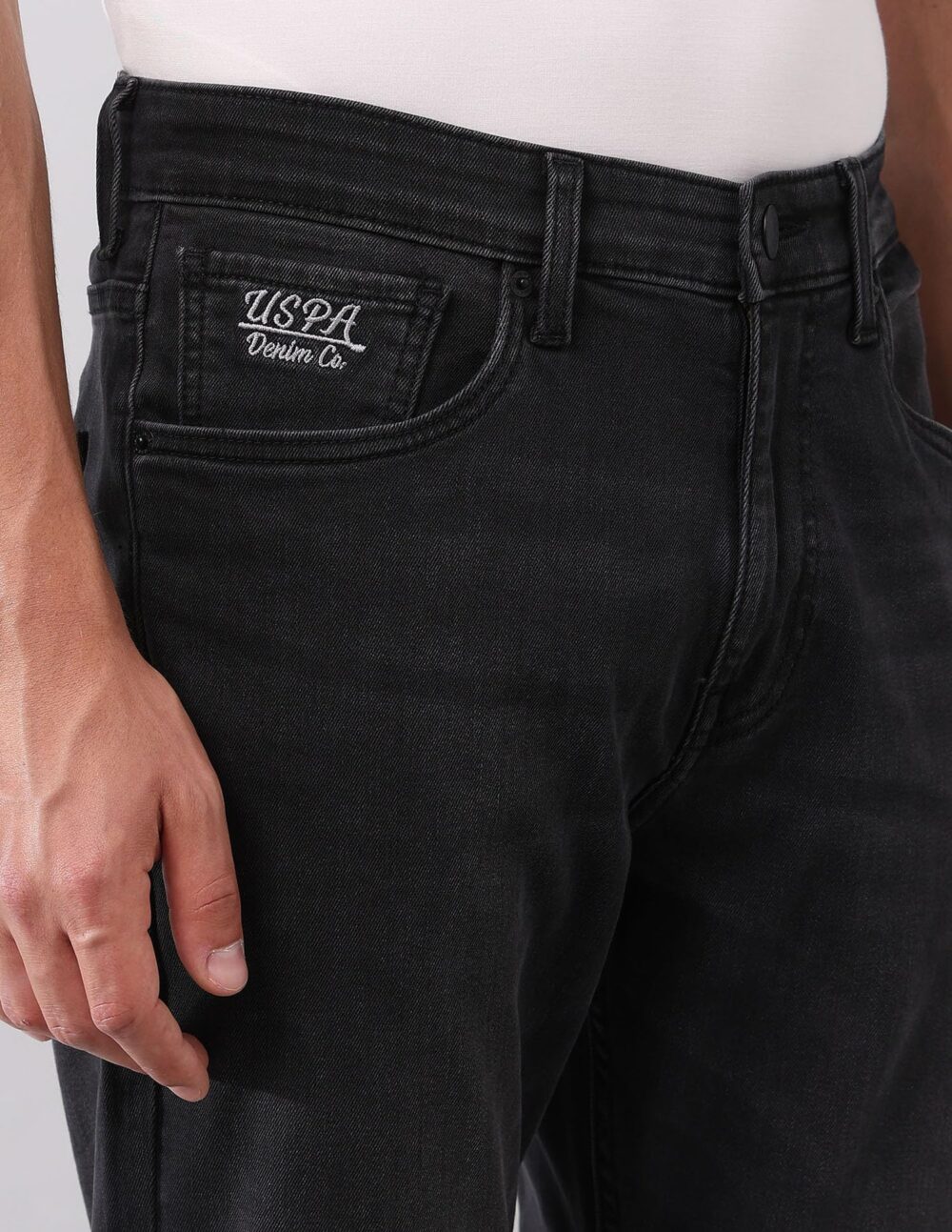 U. S. POLO ASSN. Men's Regular Jeans (UDJENO2355_Black - Image 3